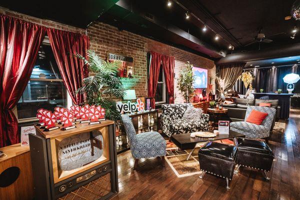 The Darkroom: Private Lounge