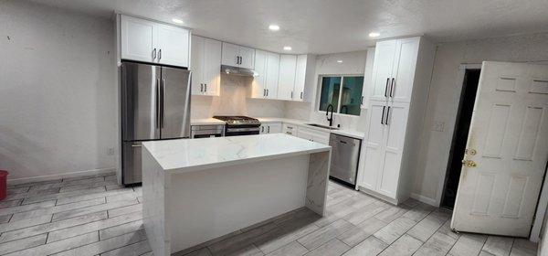 R & M General Construction