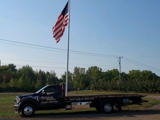 Berry's & Gillikin's Towing