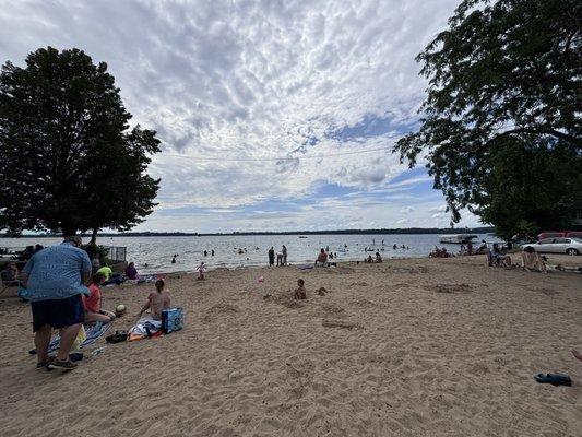 Beautiful day but plenty of room for all to spread out, the swimming area is large so not crowed in the water either