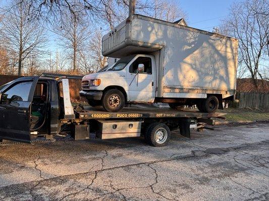 Tezzs Towing & Recovery