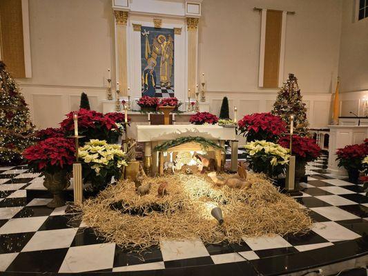 See how beautiful the church was decorated for Christmas.