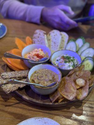 Lainey Wilson's Bell Bottoms Up