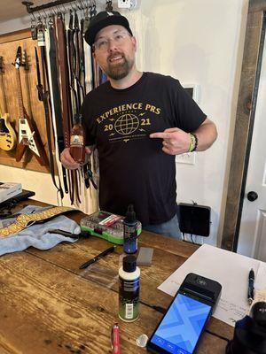 The man Clay from paul reed smith loving some jammin jacks cookin shack shredder bbq sauce