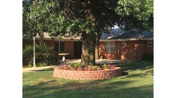 Spring View Manor