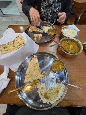 garlic naan, basmati rice and chicken curry