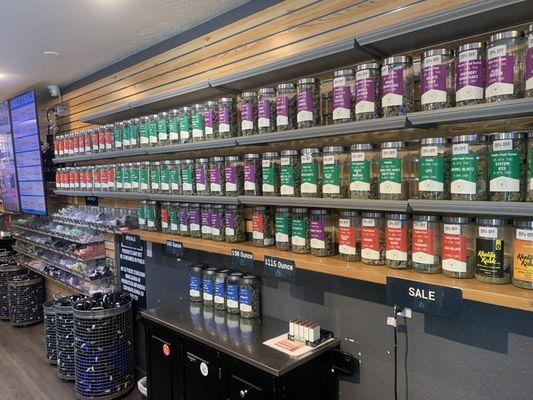 With more than 40 different strains available at all times, we'll help you pick out the right flower for you!