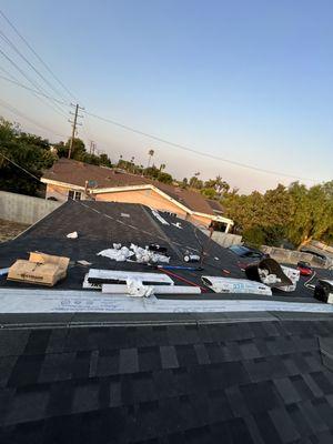 Giovany’s Roofing And More