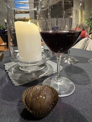 LangeTwins Winery and Vineyards