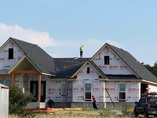 SB Roofing & Construction