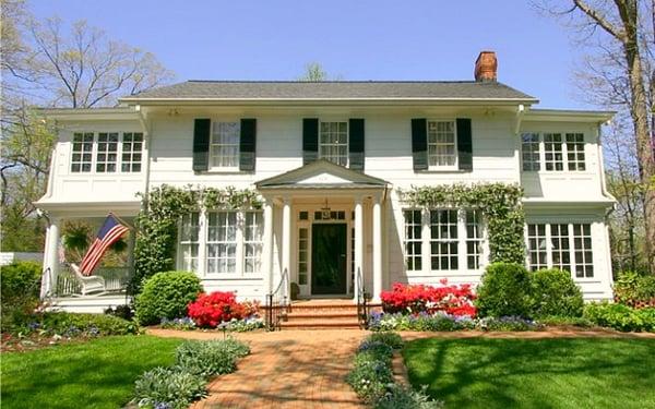 Center Hall Colonial w US Flag