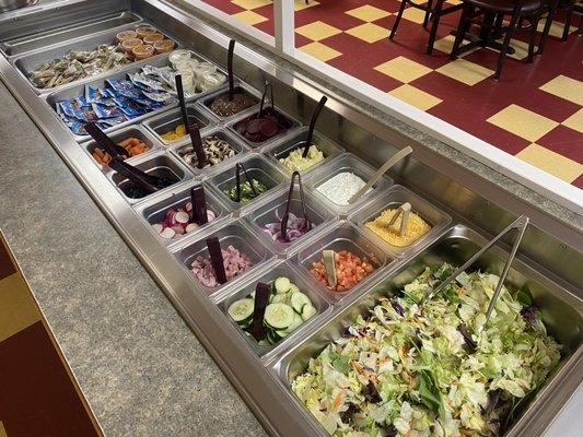 Fresh Salad Bar, every day.