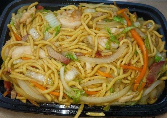 House Lo Mein