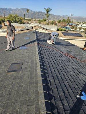 Jorges Roofing & Construction