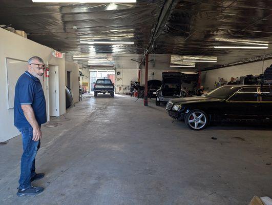 National Auto Center