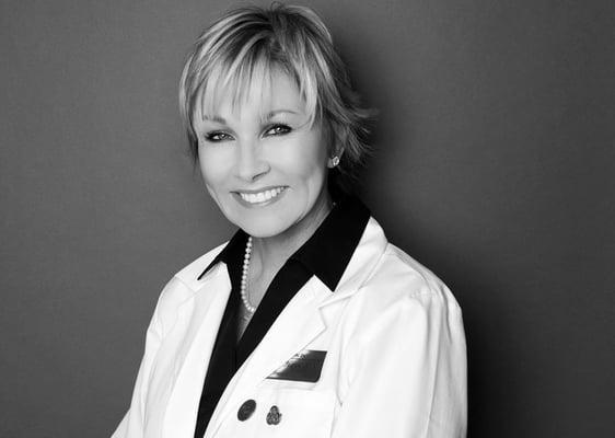 Laurie Hays, BA, R.N., CCRN
Clinical Specialist
Co-Founder & Co-Director