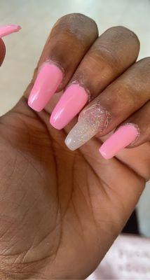 Happy Nails and Spa