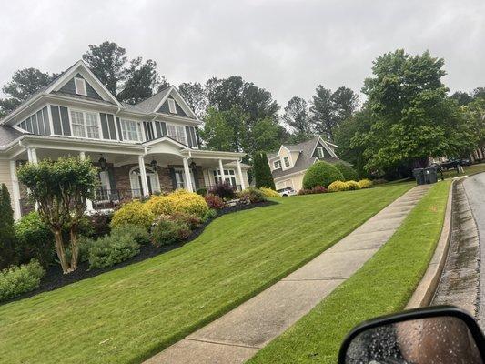 B&T Lawn Services and Maintenance