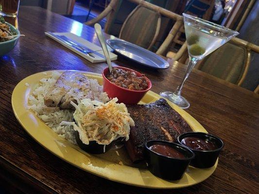 Hogfish Seafood and Smokehouse