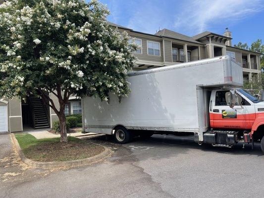 Helping Hands Moving & Labor