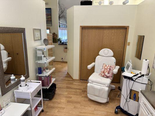 Inside Freedom Regenerative Medicine private and comfortable naturopathic clinic in Bend Oregon.