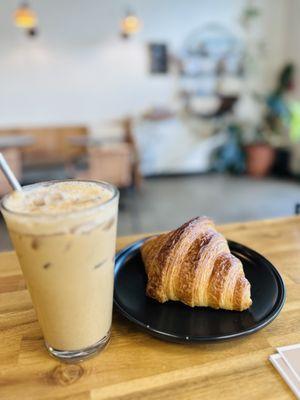 Flour Your Dreams Bakery & Café