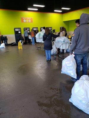 BottleDrop Redemption Center - Wood Village