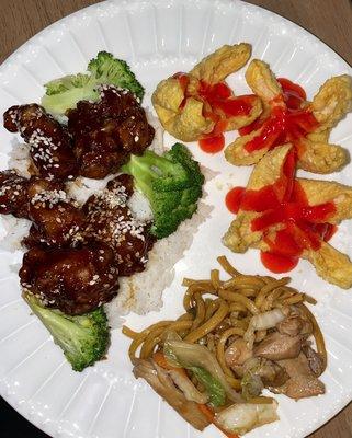 Grand Lakes Chinese Restaurant