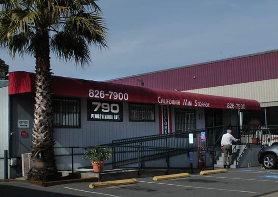 California Mini-Storage