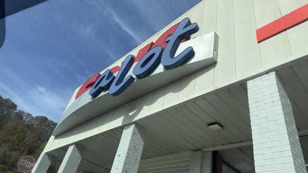 Front of the save a lot building.