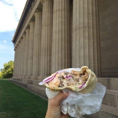 Take it to go, and eat it by the Parthenon!