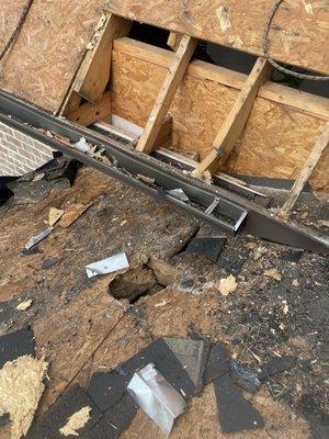 Porch roof rotted, high quality material and installation lol stay far away from this Builder