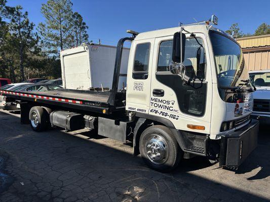 Memo's Towing