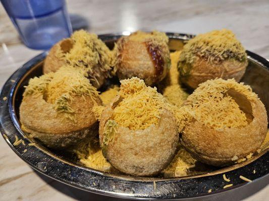 Sev puri