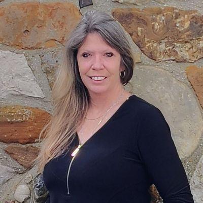 April Stewart - Century 21