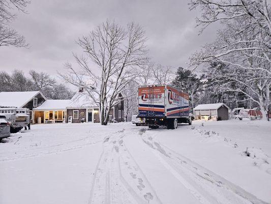 We always try our best to deliver happiness on time. Even in worst weather conditions