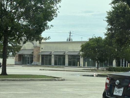 Sketchy area with numerous closed businesses