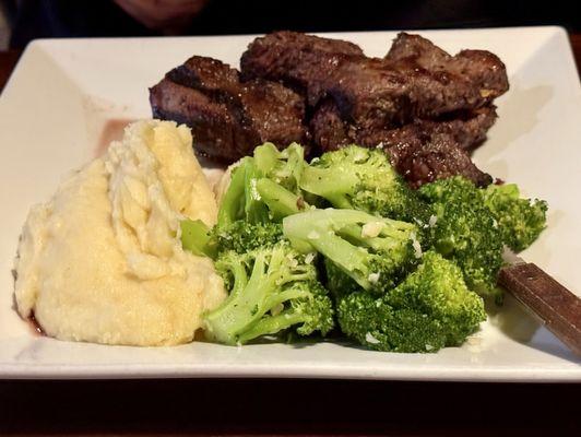 Waterfords Restaurant & Pub