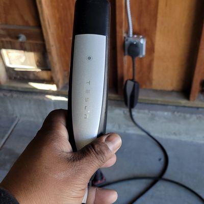 Tesla ev charger 30amp circuit