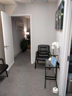 At the office waiting for my appointment for my therapist Pablo .