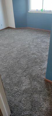 Lyon's Floor Covering and Blinds