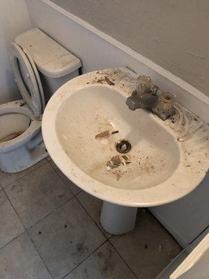 Roxana's Cleaning Service LLC