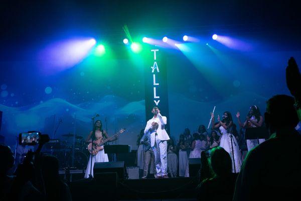 Perform on big stages