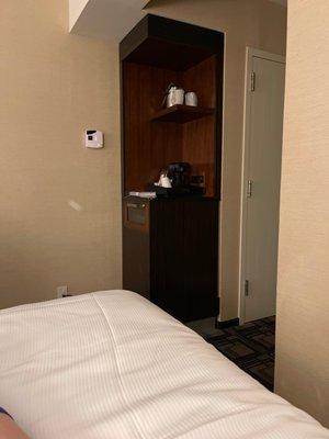 Me thinking that that's a fridge