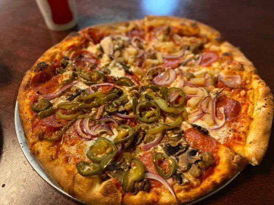 Hawaiian Pizza & 3. Deluxe Pie half & half.