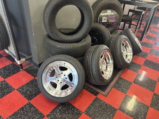 Full set of wheels and tires