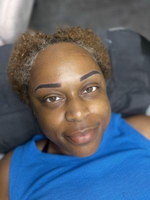 CEE BrowsLashes Glow