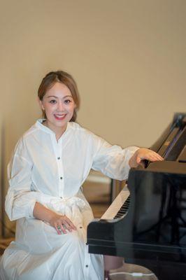 Cindy Wu, 20+ years of piano teaching experience.
Former vice president of Honolulu Piano Teacher's Association