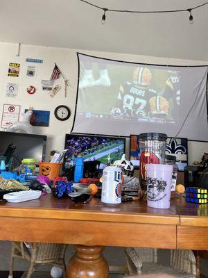 Nice flower design on the rubix cube