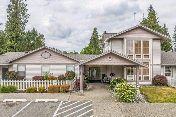 HomePlace at Burlington by Cogir